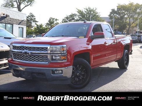 Used 2015 Chevrolet Silverado 1500 LT w/ LT Convenience Package AWD/4WD image 1