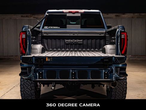 Used 2025 GMC Sierra 2500 Denali w/ Denali Reserve Package image 9