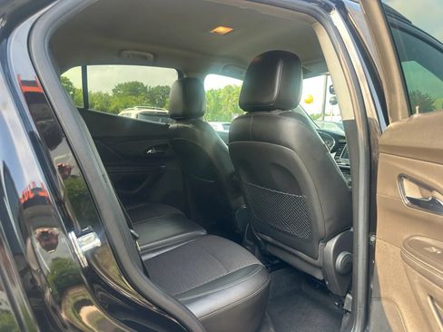 Used 2019 Buick Encore Preferred AWD/4WD image 15