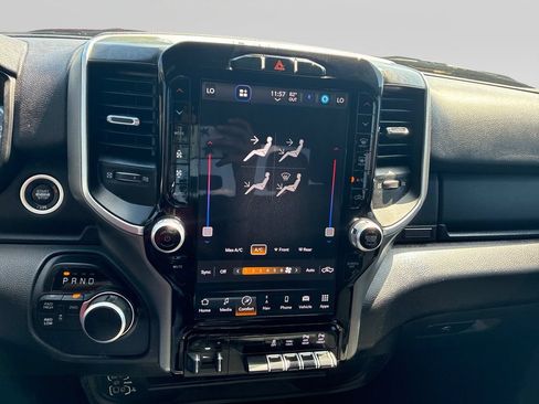 Used 2024 RAM 2500 Big Horn w/ Night Edition AWD/4WD image 13