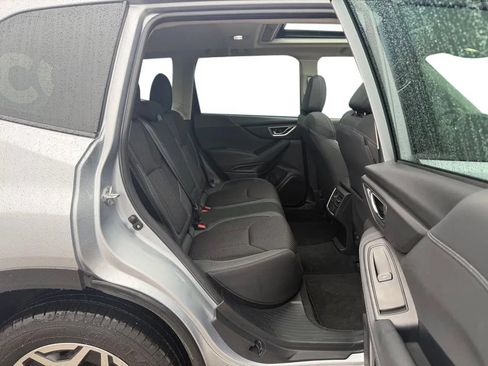 Used 2024 Subaru Forester Premium AWD/4WD image 30