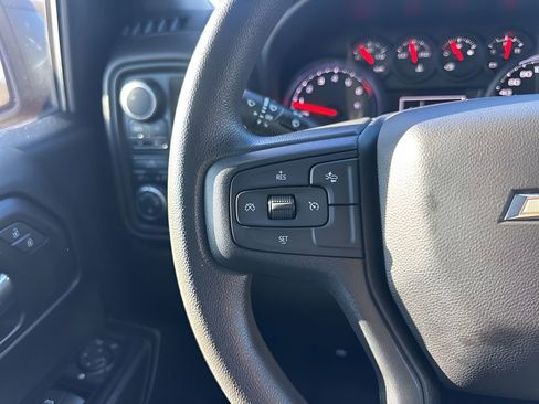 Used 2023 Chevrolet Silverado 1500 Custom image 14