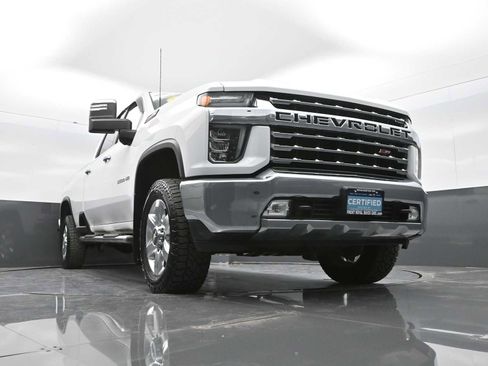 Used 2022 Chevrolet Silverado 3500 LTZ image 32