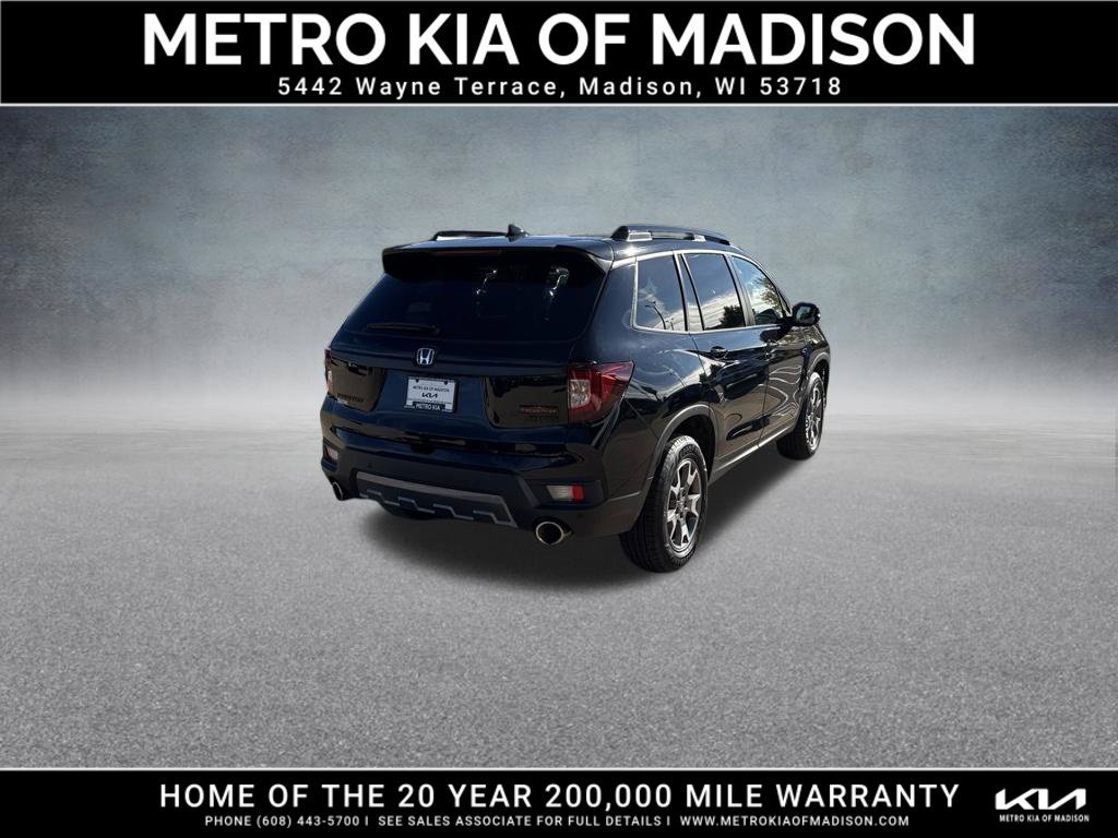 Used 2023 Honda Passport TrailSport image 5