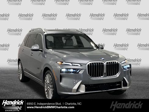 New 2026 BMW X7 xDrive40i w/ Premium Package AWD/4WD image 1