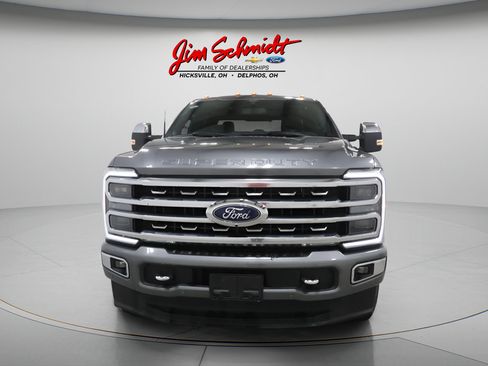 Used 2024 Ford F250 Platinum AWD/4WD image 3