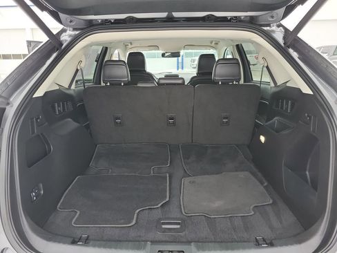 Used 2024 Ford Edge SEL w/ Convenience Package AWD/4WD image 8