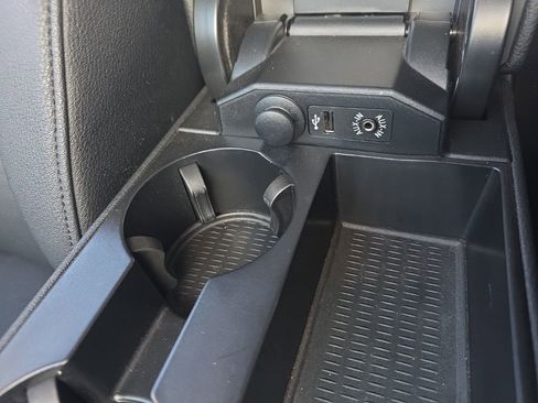 Used 2013 BMW Z4 sDrive28i image 31