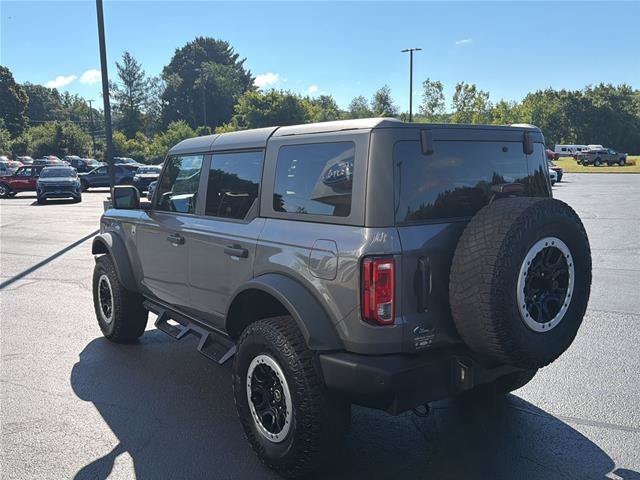 Certified 2023 Ford Bronco Big Bend w/ Sasquatch Package AWD/4WD image 5