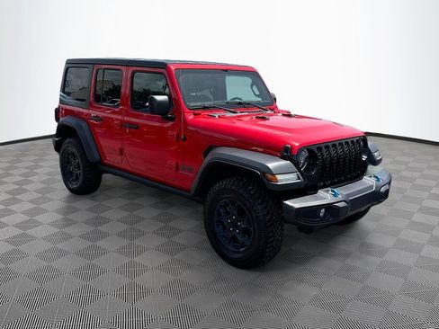 Used 2023 Jeep Wrangler Unlimited w/ Cold Weather Group AWD/4WD image 4