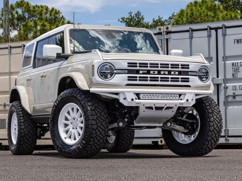 New 2026 Ford Bronco Heritage Edition AWD/4WD image 1