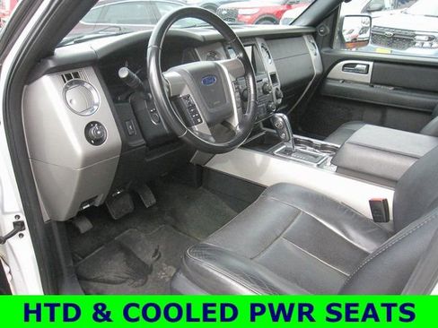 Used 2016 Ford Expedition Limited image 2