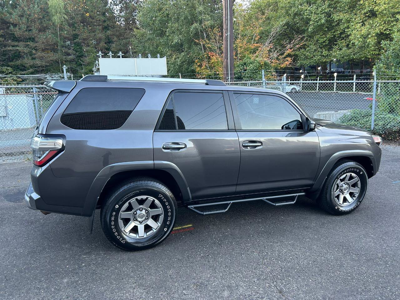 Used 2014 Toyota 4Runner Trail AWD/4WD image 4