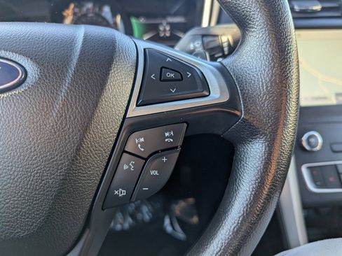 Used 2020 Ford Fusion SE image 26