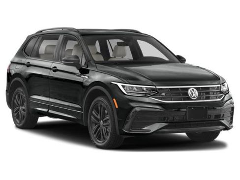 Used 2023 Volkswagen Tiguan SE R-Line AWD/4WD image 9