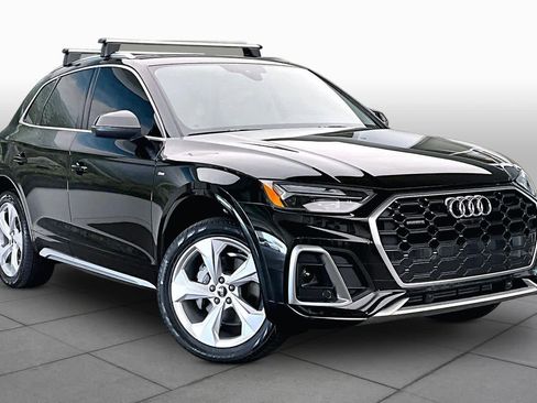 Certified 2025 Audi Q5 2.0T Premium Plus w/ Premium Plus Package image 3