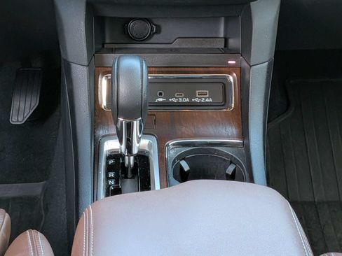 Used 2024 Subaru Ascent Touring w/ Popular Package #2 AWD/4WD image 17