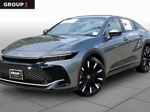 Certified 2024 Toyota Crown Platinum AWD/4WD image 1