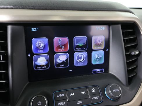Used 2019 GMC Acadia Denali w/ Technology Package AWD/4WD image 33