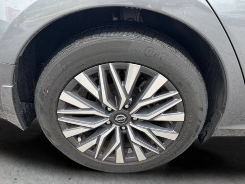 Certified 2023 Nissan Altima 2.5 SV FWD image 38