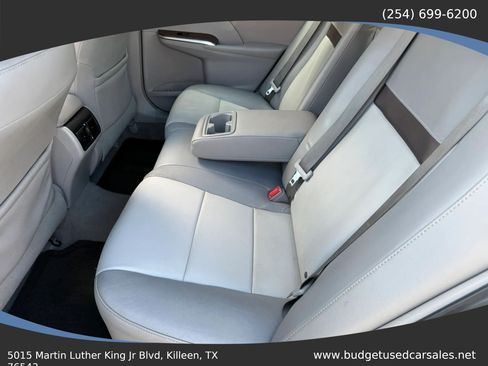 Used 2012 Toyota Camry XLE FWD image 29