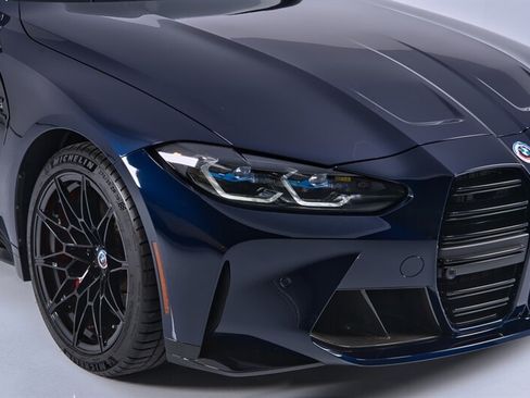 Used 2023 BMW M3 w/ M Carbon Exterior Package RWD image 44
