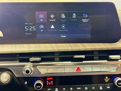 Used 2023 Kia Telluride SX image 13