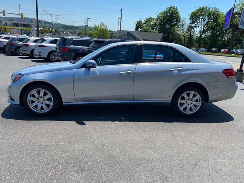 Used 2014 Mercedes-Benz E 250 BlueTEC 4MATIC Sedan w/ Premium 1 Package image 6