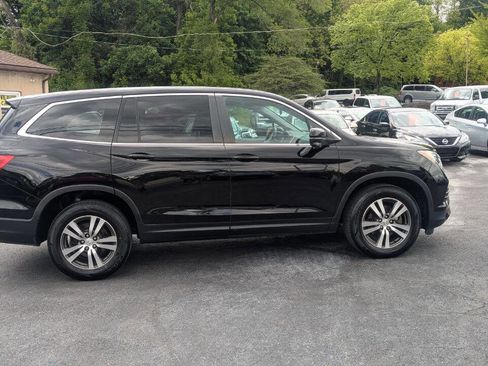 Used 2018 Honda Pilot EX image 7