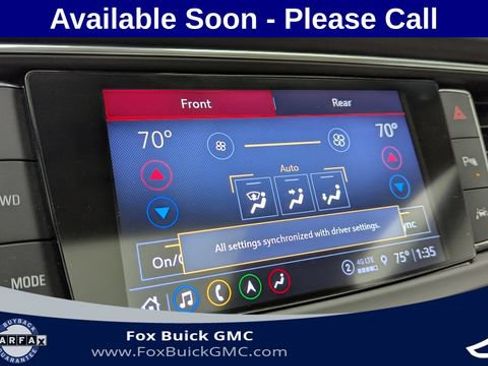 Used 2024 Buick Enclave Essence w/ Experience Buick Package AWD/4WD image 18