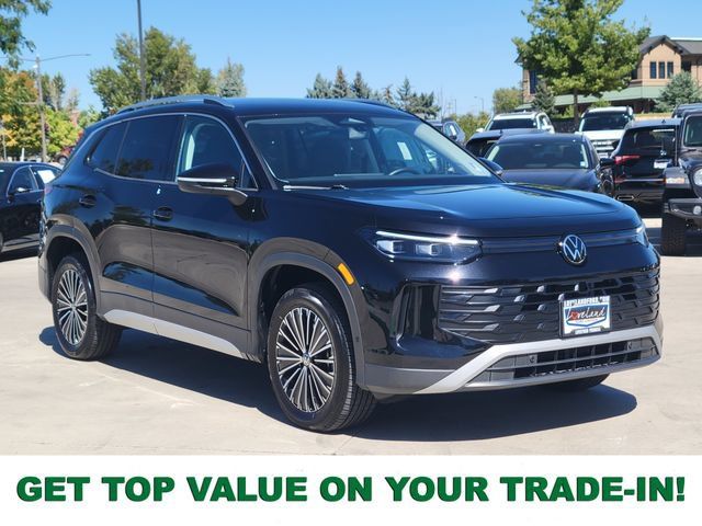 Used 2025 Volkswagen Tiguan S AWD/4WD image 1