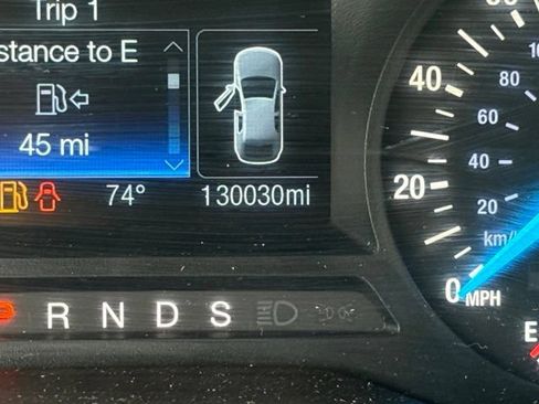 Used 2020 Ford Edge SE FWD image 33