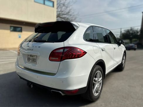 Used 2014 Porsche Cayenne S image 5