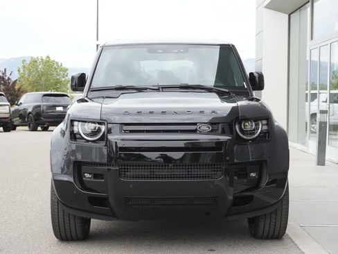 New 2026 Land Rover Defender 110 X AWD/4WD image 5