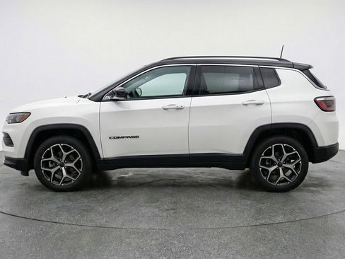 Used 2025 Jeep Compass Limited AWD/4WD image 5