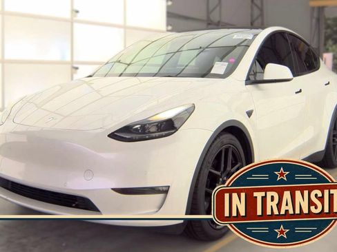 Used 2022 Tesla Model Y Performance AWD/4WD image 1