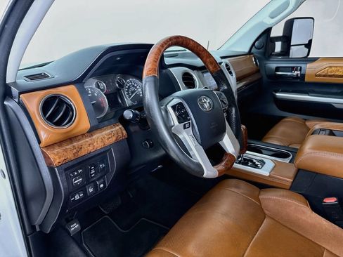 Used 2014 Toyota Tundra 1794 Edition AWD/4WD image 10