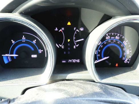 Used 2013 Toyota Highlander Limited AWD/4WD image 11