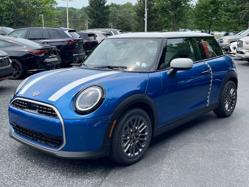 New 2026 MINI Cooper 2-Door Hardtop FWD image 1
