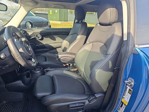Used 2023 MINI Cooper S image 16