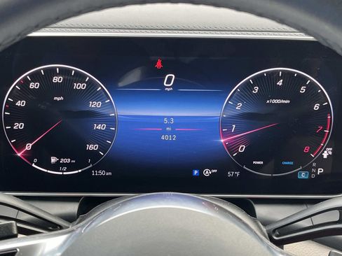 Certified 2024 Mercedes-Benz GLC 300 image 33