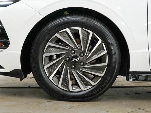 Used 2025 Hyundai Sonata SEL FWD image 24