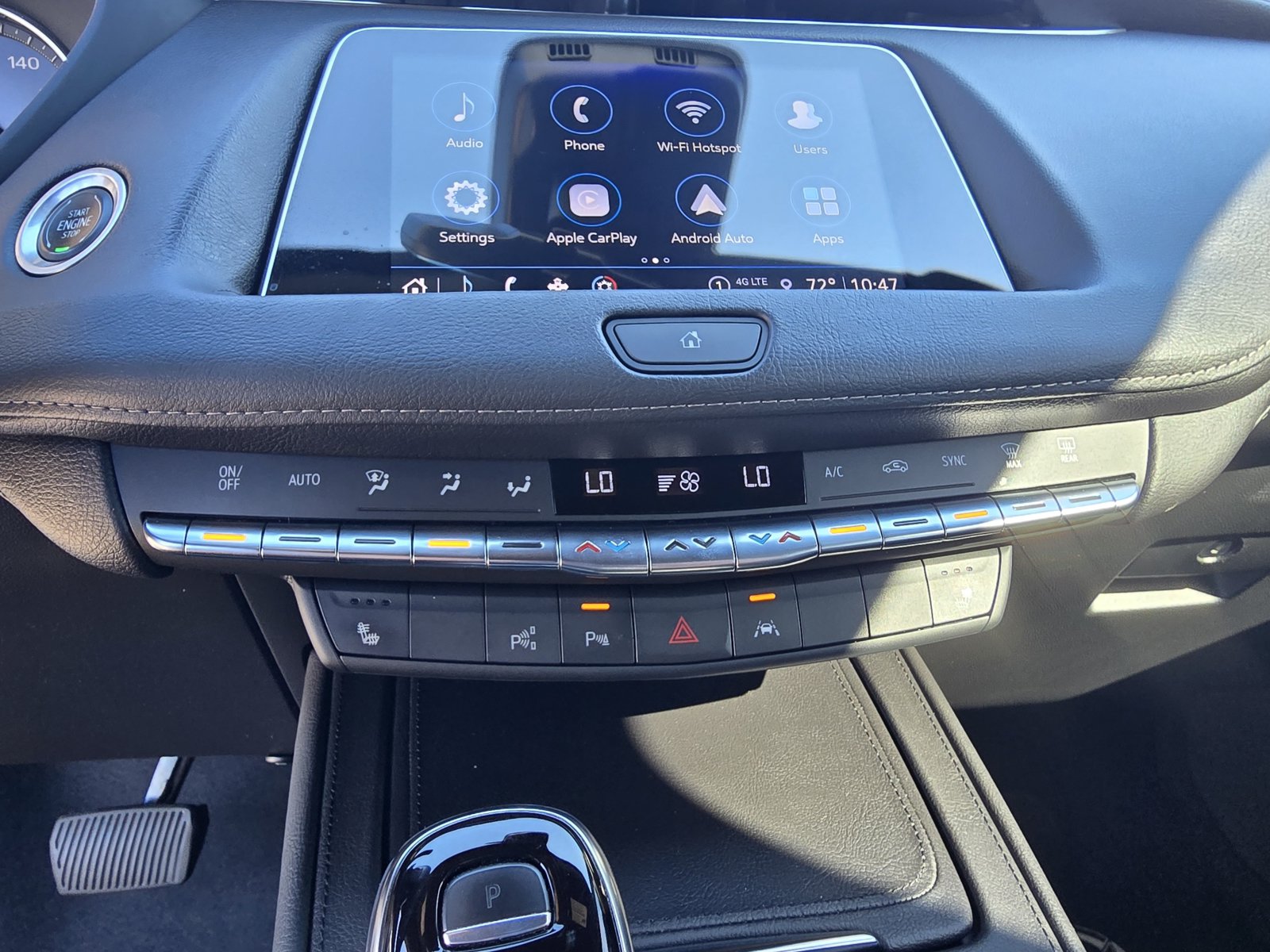 Used 2022 Cadillac XT4 Premium Luxury w/ Enhanced Visibility Package AWD/4WD image 21
