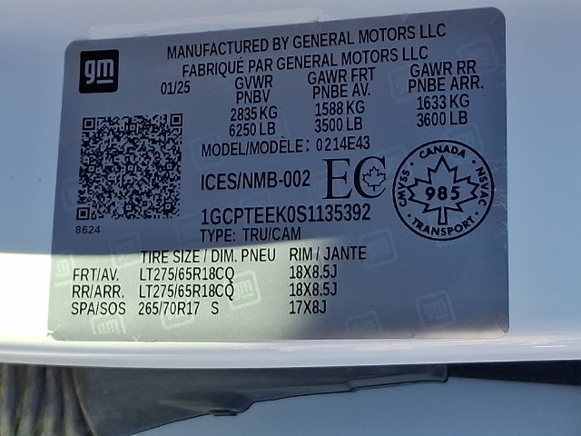 Used 2025 Chevrolet Colorado Trail Boss AWD/4WD image 31