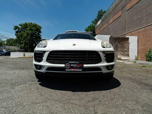 Used 2017 Porsche Macan AWD/4WD image 9