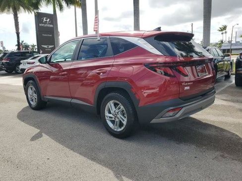 Certified 2025 Hyundai Tucson SE image 7