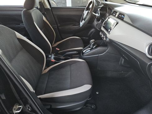 Used 2021 Nissan Versa SV image 27