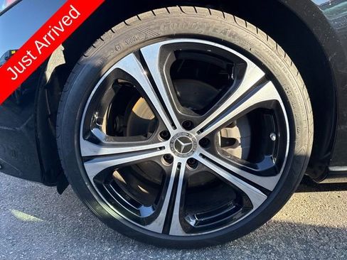 Used 2025 Mercedes-Benz C 300 Sedan image 12