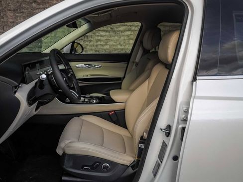 New 2026 Genesis GV70 2.5T image 12