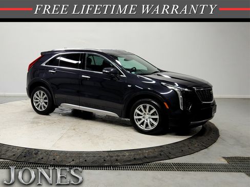 Used 2023 Cadillac XT4 Premium Luxury image 1